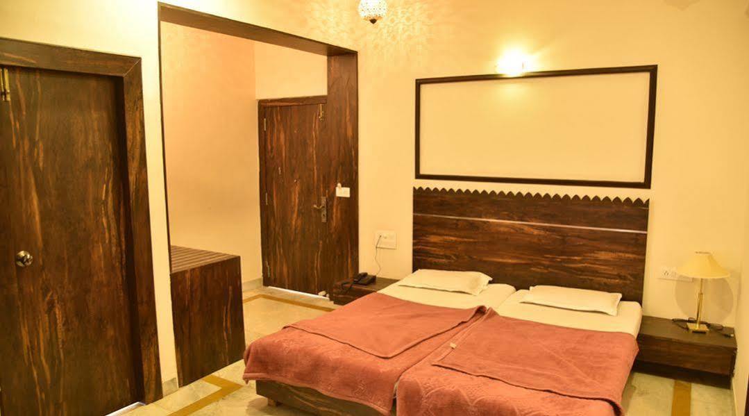 Saheli Palace Udaipur Exterior photo